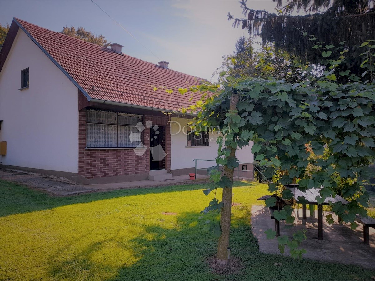 Kuća Na prodaju KAPELŠČAK