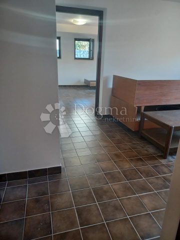Apartmán Na predaj - Primorsko-goranska Krk - foto 2/6