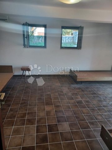 Apartmán Na predaj - Primorsko-goranska Krk - foto 3/6