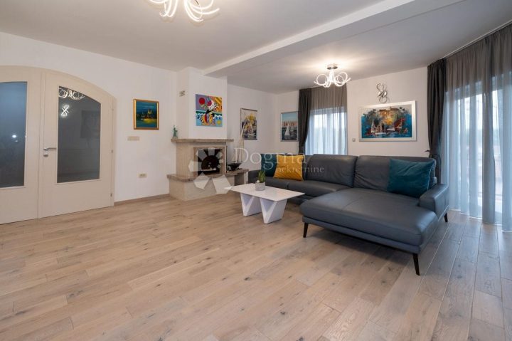 Haus Zu verkaufen - Primorsko-goranska Matulji - foto 3/46