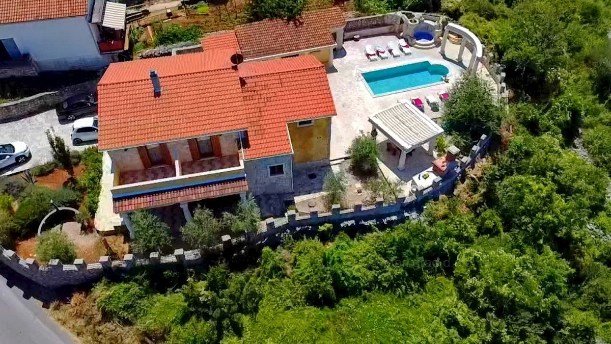 Hiša Naprodaj - PRIMORSKO-GORANSKA  Krk