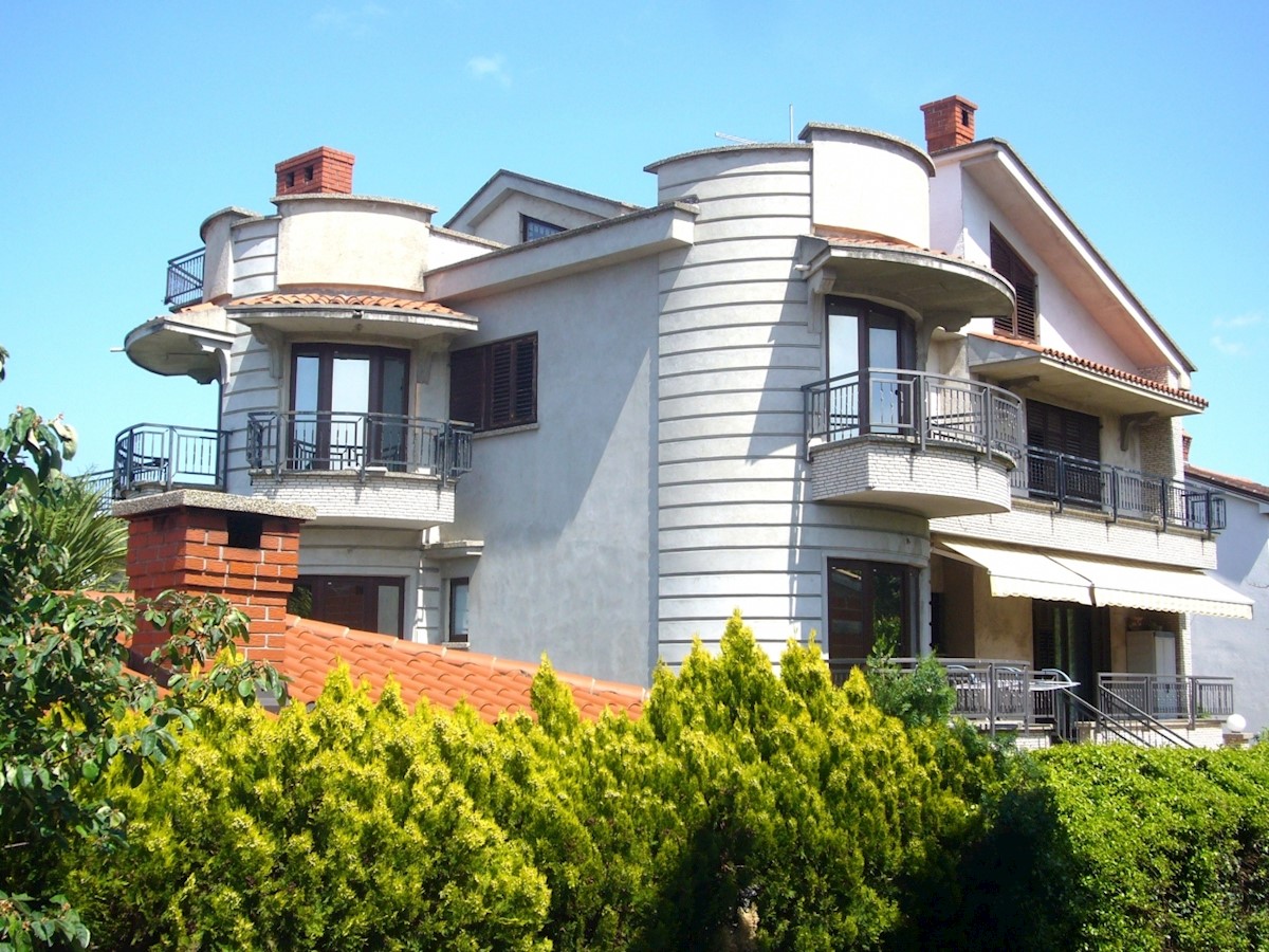 Dom Na sprzedaż - PRIMORSKO-GORANSKA  KRK 