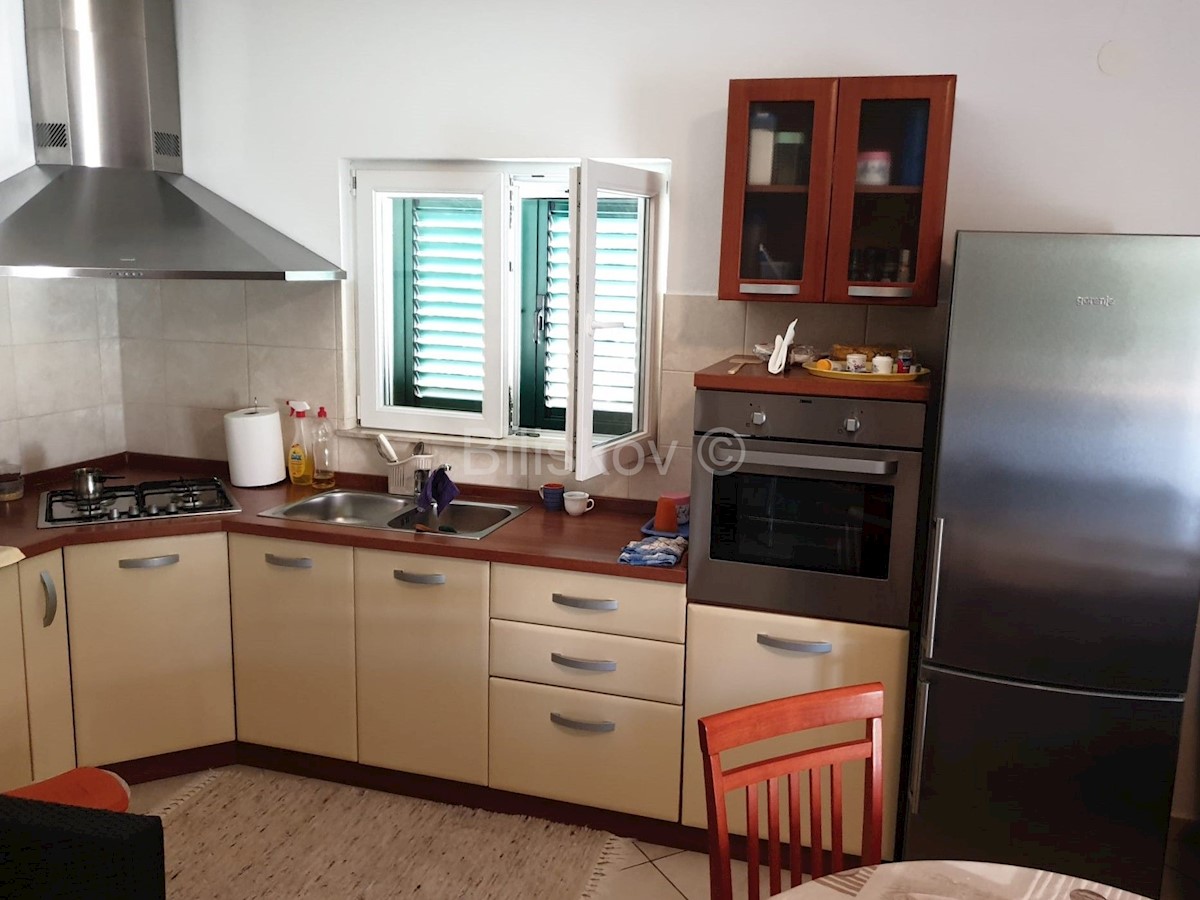 Casa In vendita - ŠIBENSKO-KNINSKA  ŠIBENIK 