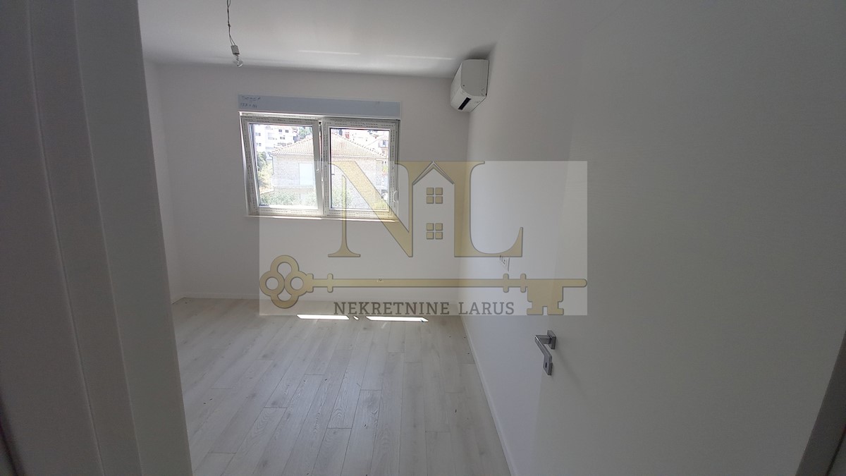 Appartement À vendre - SPLITSKO-DALMATINSKA  SEGET 