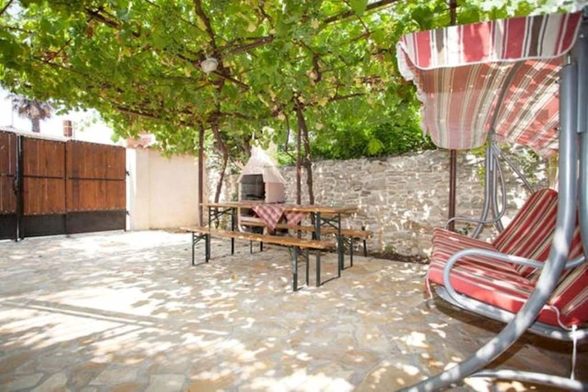 House For sale - ISTARSKA  LIŽNJAN 
