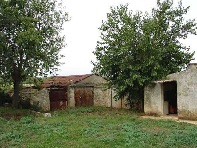 Pozemok na predaj 11153 m² – Barban