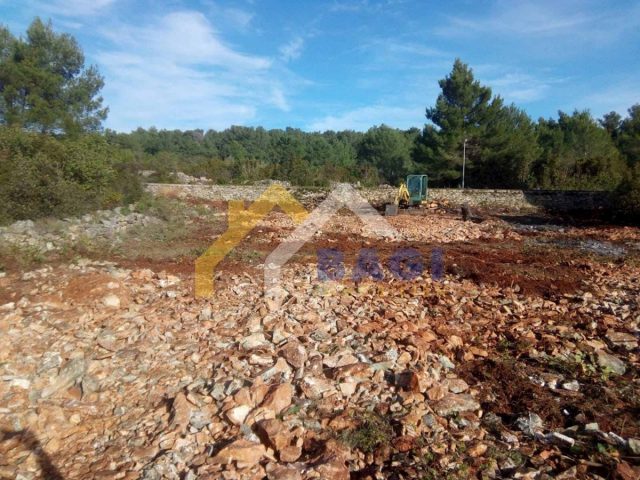 Parcela na predaj 2068 m² – Hvar