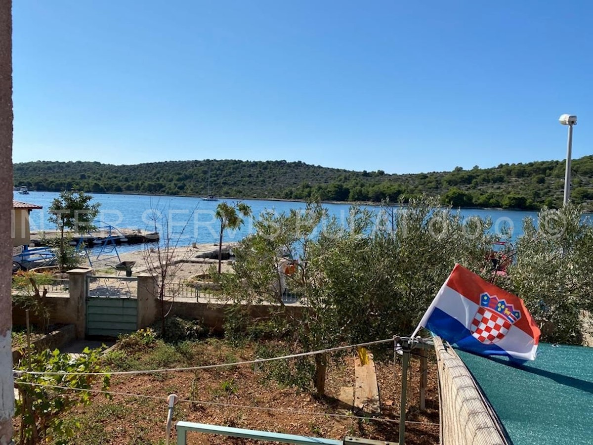 Kuća Na prodaju - ŠIBENSKO-KNINSKA  ŠIBENIK 