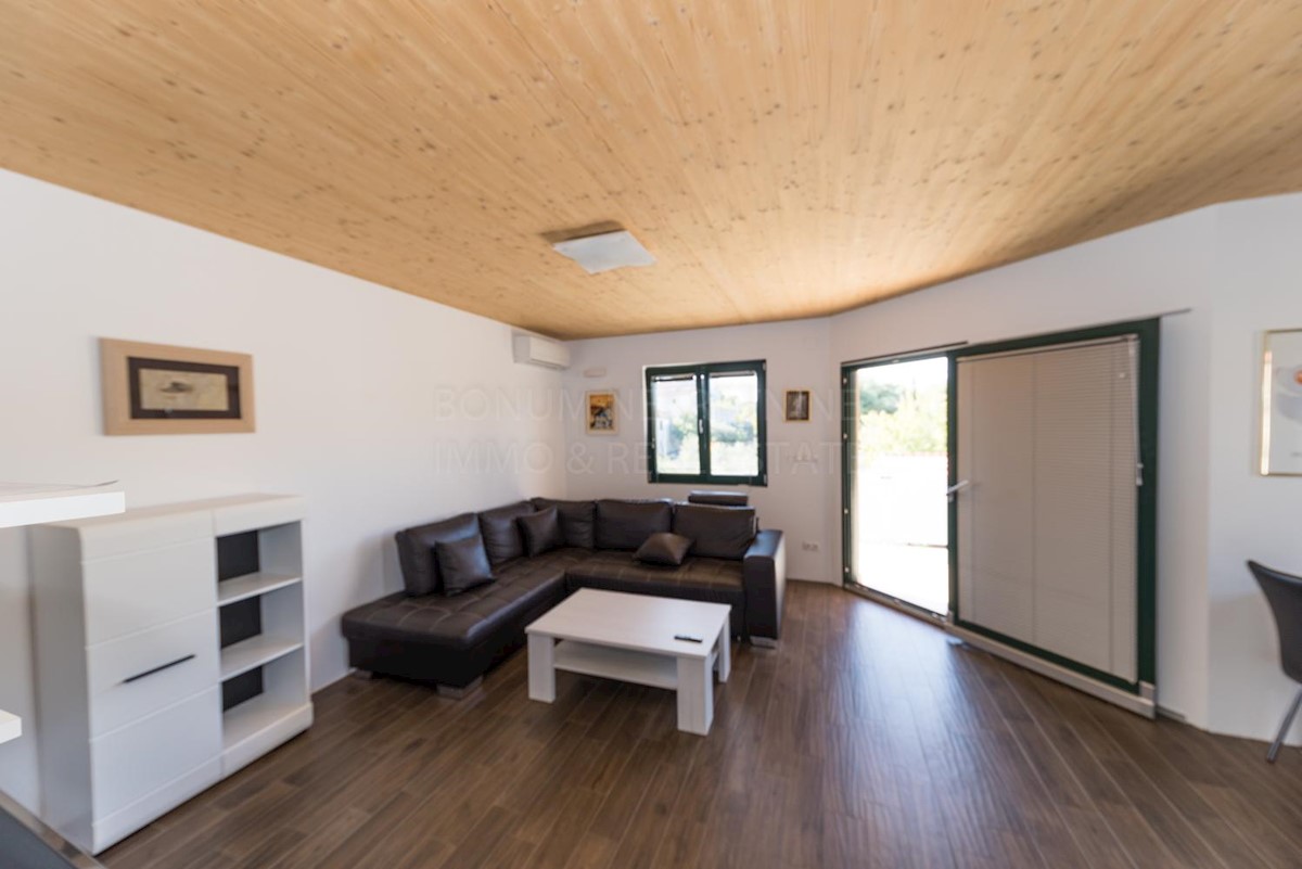 Maison À vendre - ŠIBENSKO-KNINSKA  TRIBUNJ 