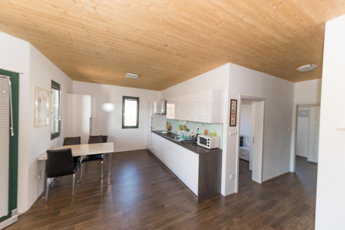 Maison À vendre - ŠIBENSKO-KNINSKA  TRIBUNJ 