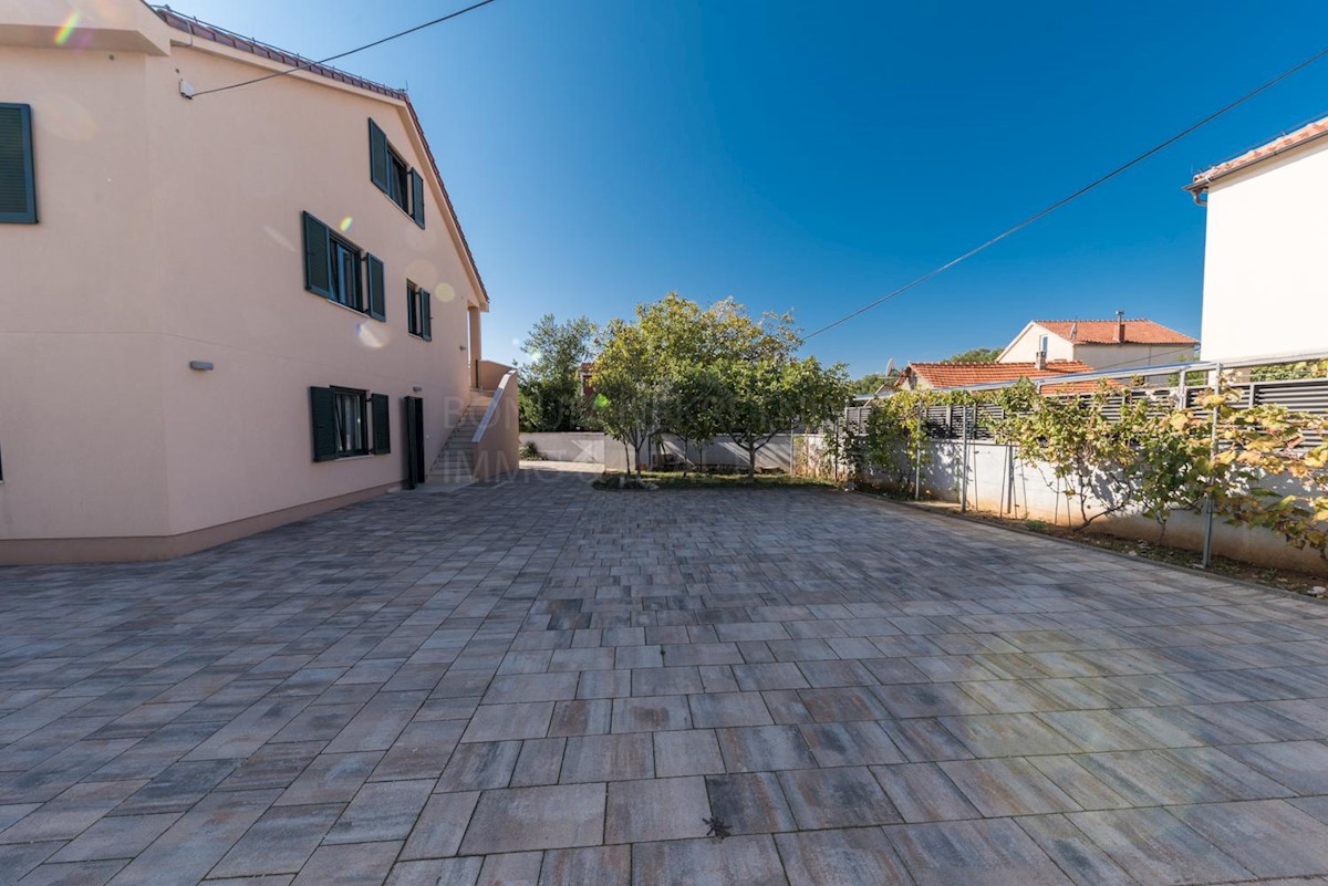 Maison À vendre - ŠIBENSKO-KNINSKA  TRIBUNJ 
