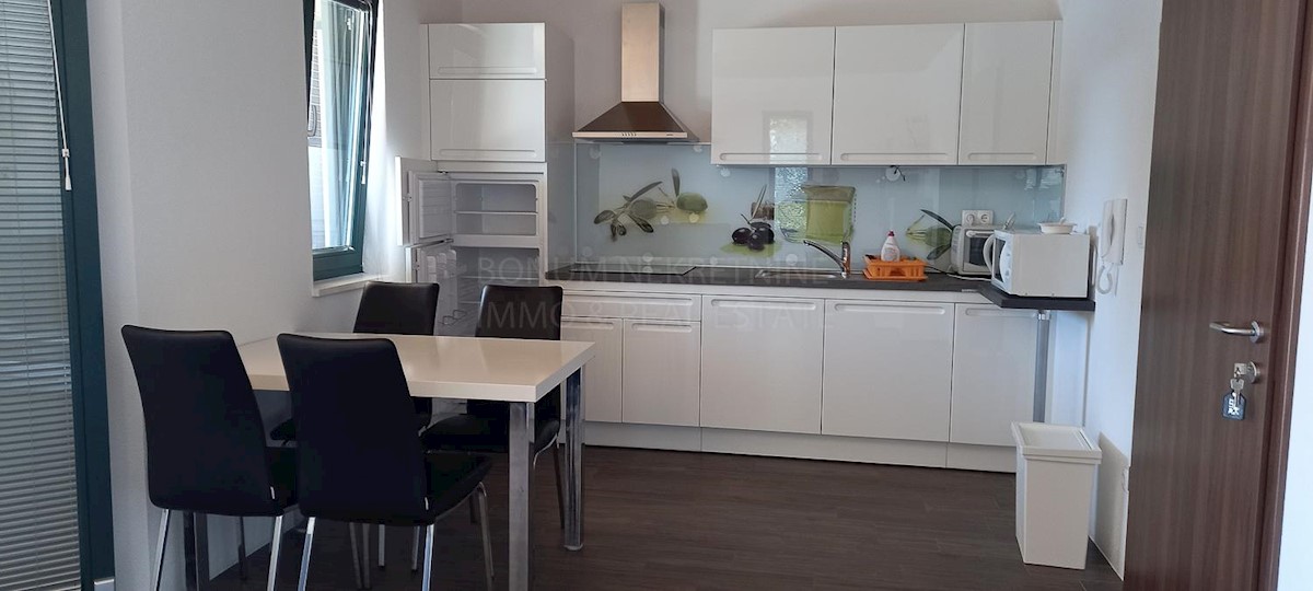 Maison À vendre - ŠIBENSKO-KNINSKA  TRIBUNJ 