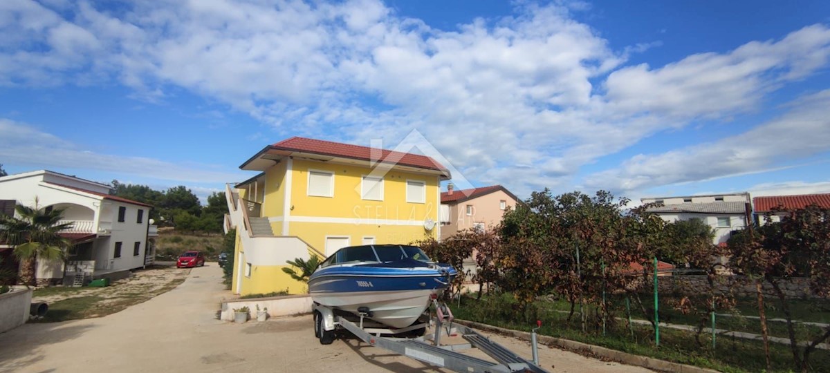 Hiša Na predaj - ZADARSKA  VIR 