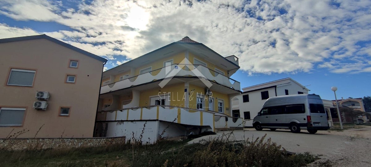 Hiša Na predaj - ZADARSKA  VIR 
