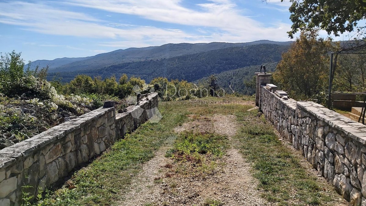 Pozemok Na predaj - ISTARSKA  LABIN 