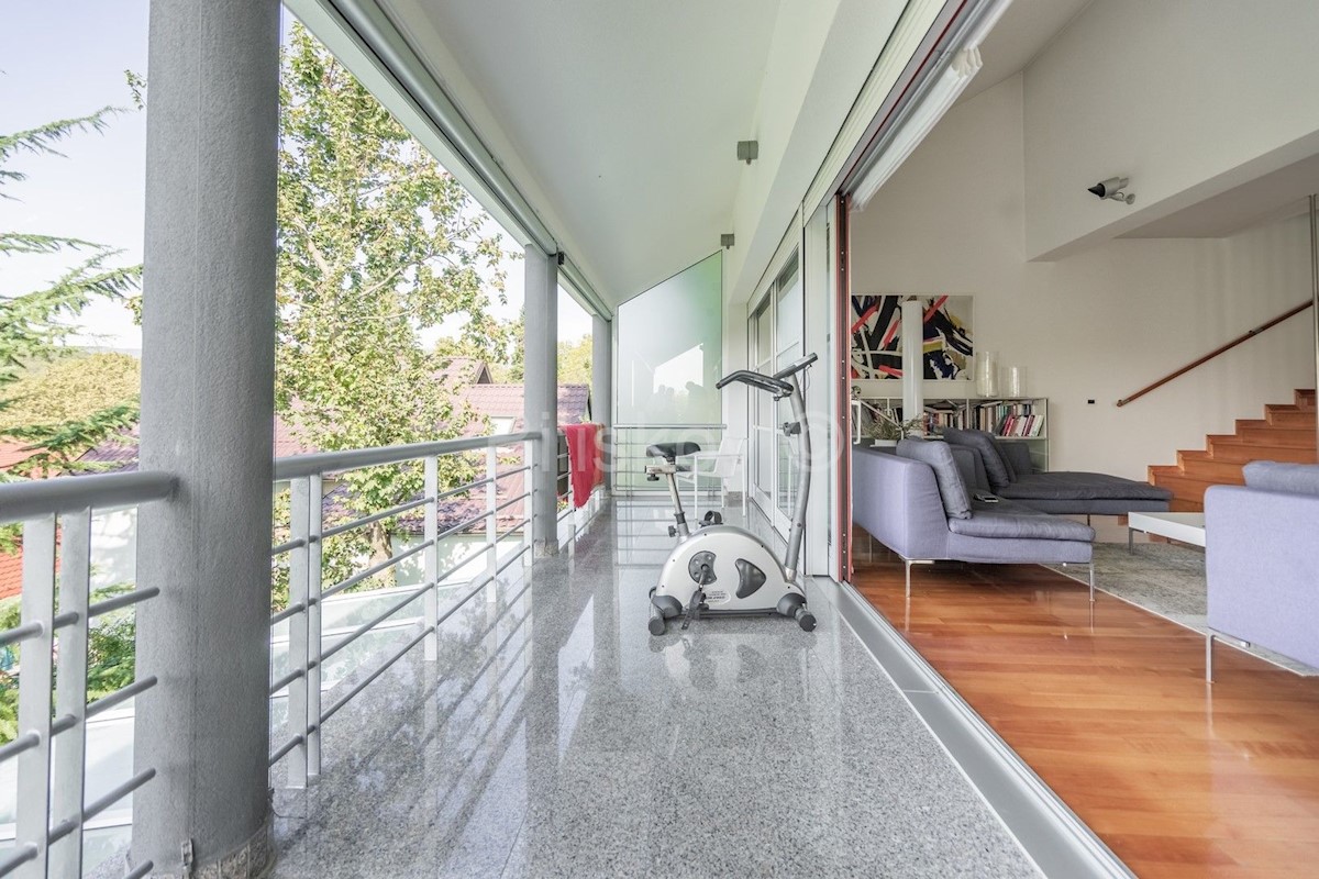 Maison À vendre - GRAD ZAGREB ZAGREB