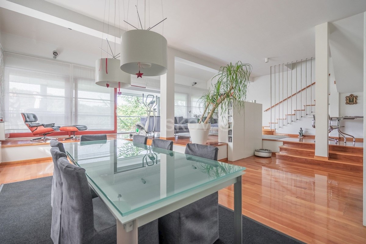 Maison À vendre - GRAD ZAGREB ZAGREB