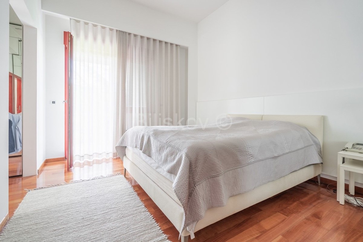 Maison À vendre - GRAD ZAGREB ZAGREB