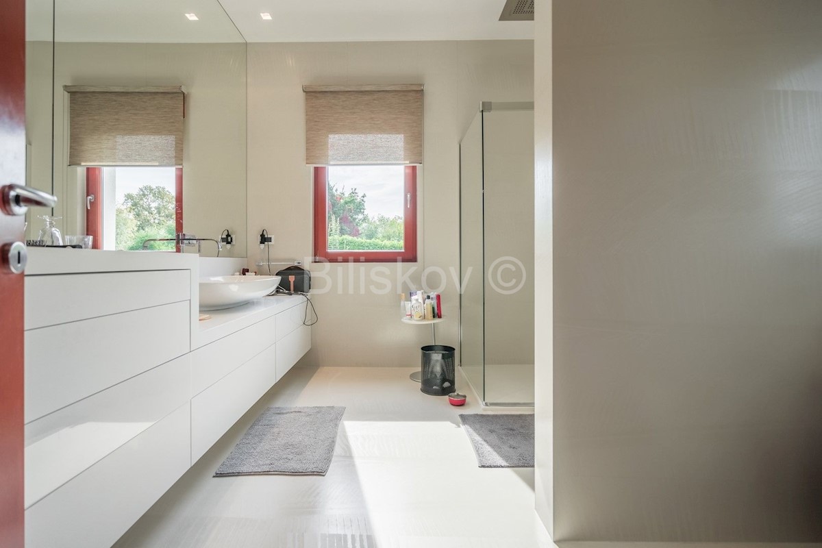 Maison À vendre - GRAD ZAGREB ZAGREB
