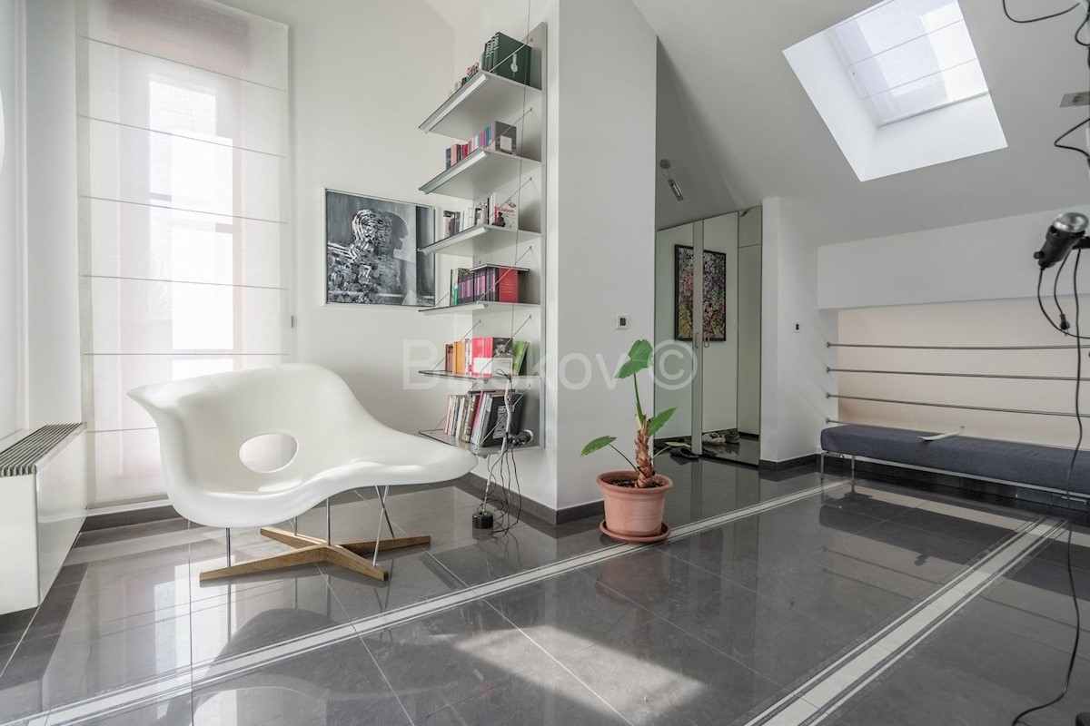 Maison À vendre - GRAD ZAGREB ZAGREB