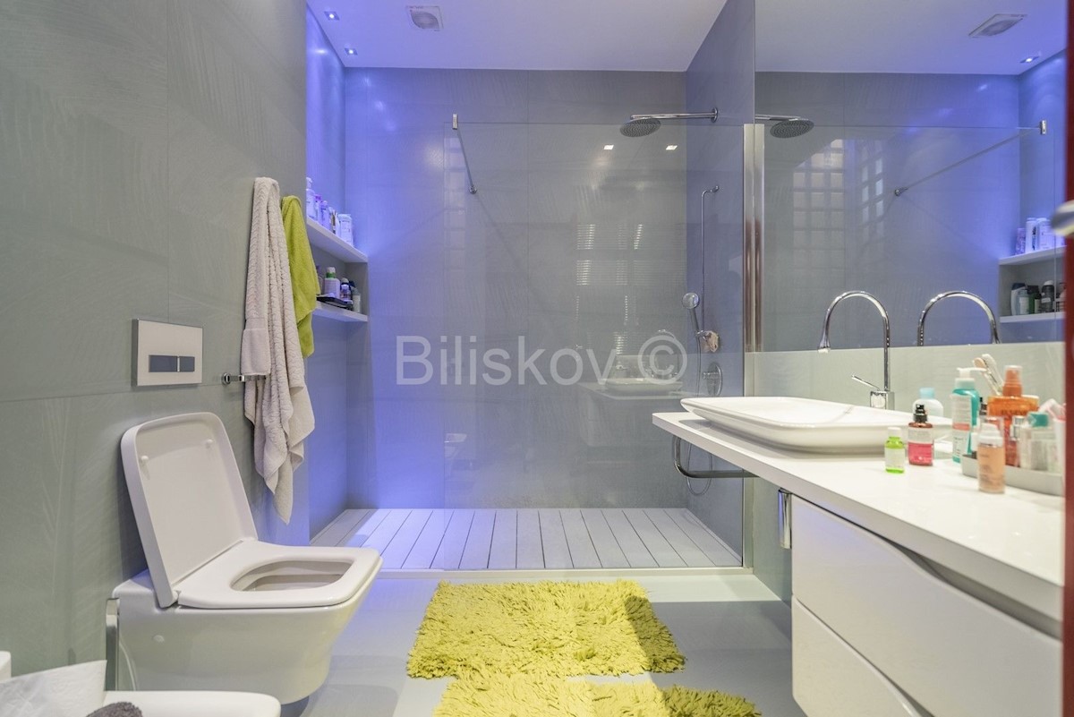 Maison À vendre - GRAD ZAGREB ZAGREB