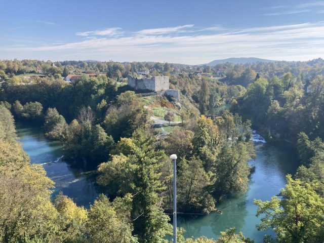 Business premises for sale 2400 m² – Rastoke