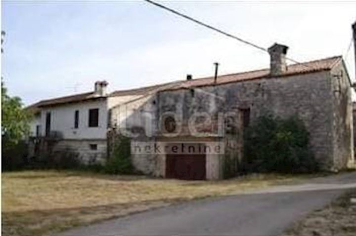 Casa in vendita 850 m² – Buje