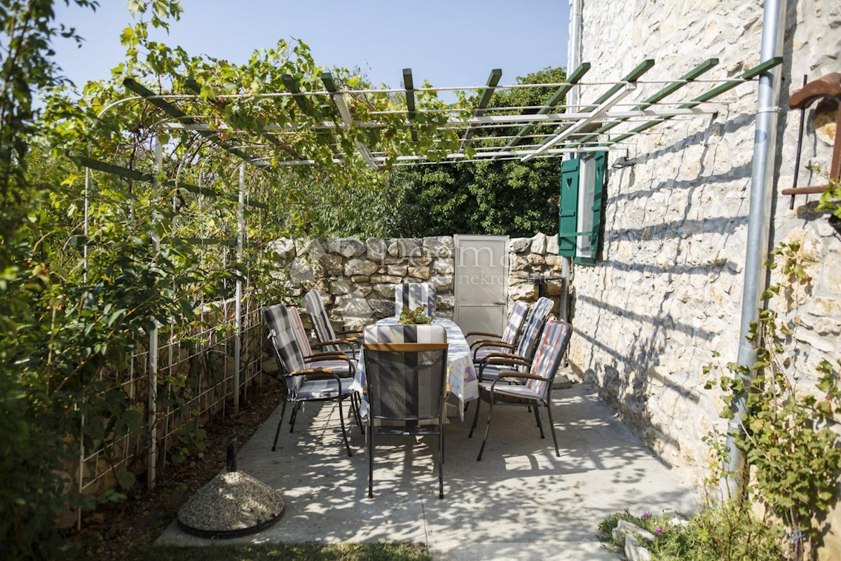 Kuća Na prodaju - PRIMORSKO-GORANSKA  VINODOLSKA OPĆINA 