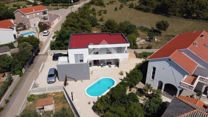 Haus zu verkaufen 214 m² – Vir