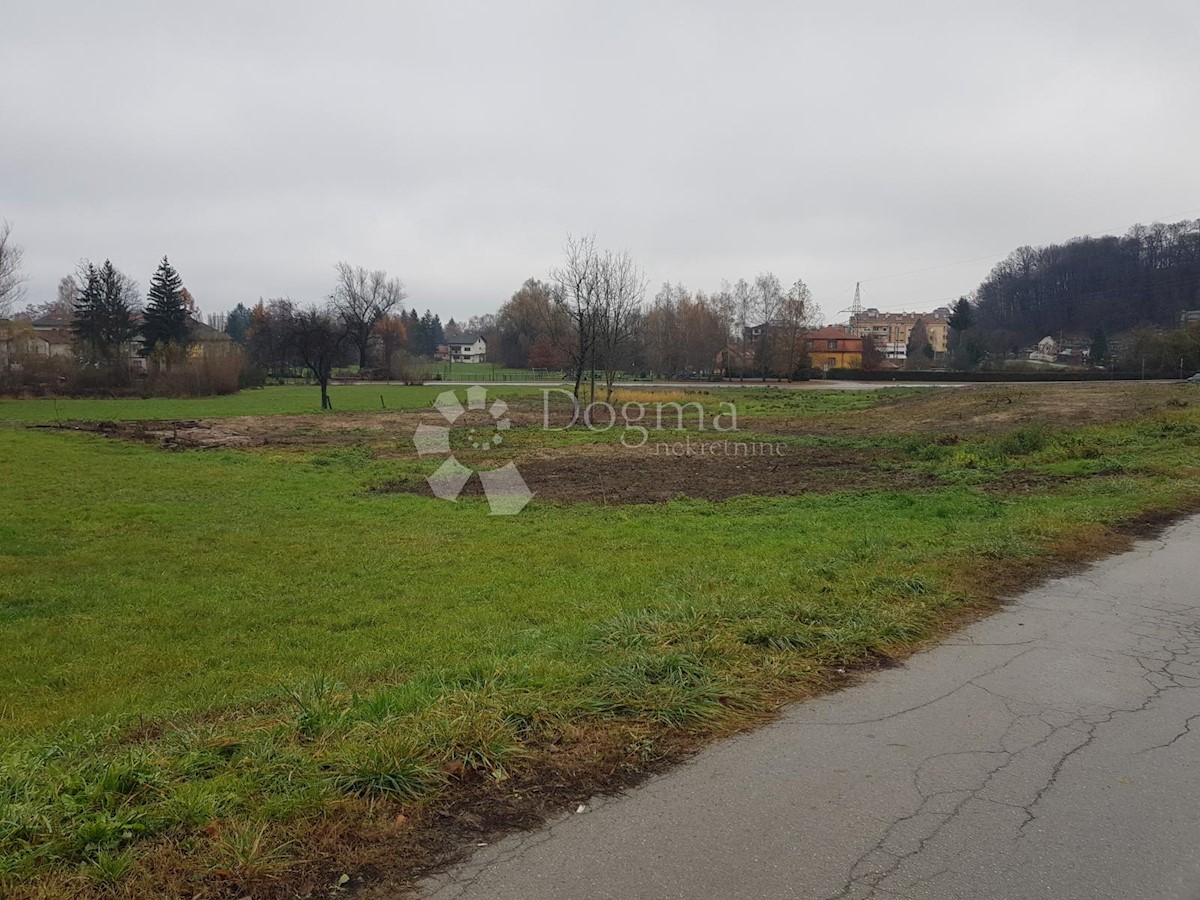 Grundstück Zu verkaufen - KARLOVAČKA  KARLOVAC 