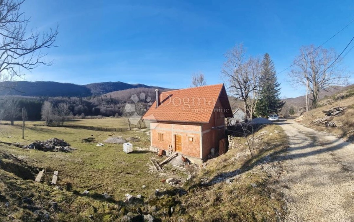 Dom Na predaj - LIČKO-SENJSKA  GOSPIĆ 