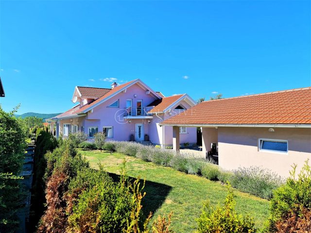 Dom na sprzedaż 398 m² – Otočac
