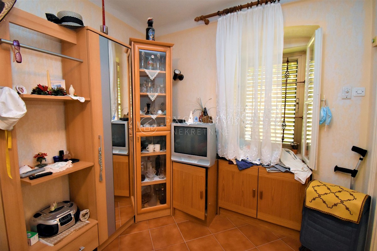 Kuća Na prodaju - PRIMORSKO-GORANSKA  CRIKVENICA 