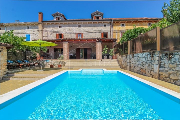 Maison à vendre 330 m² – Rovinj