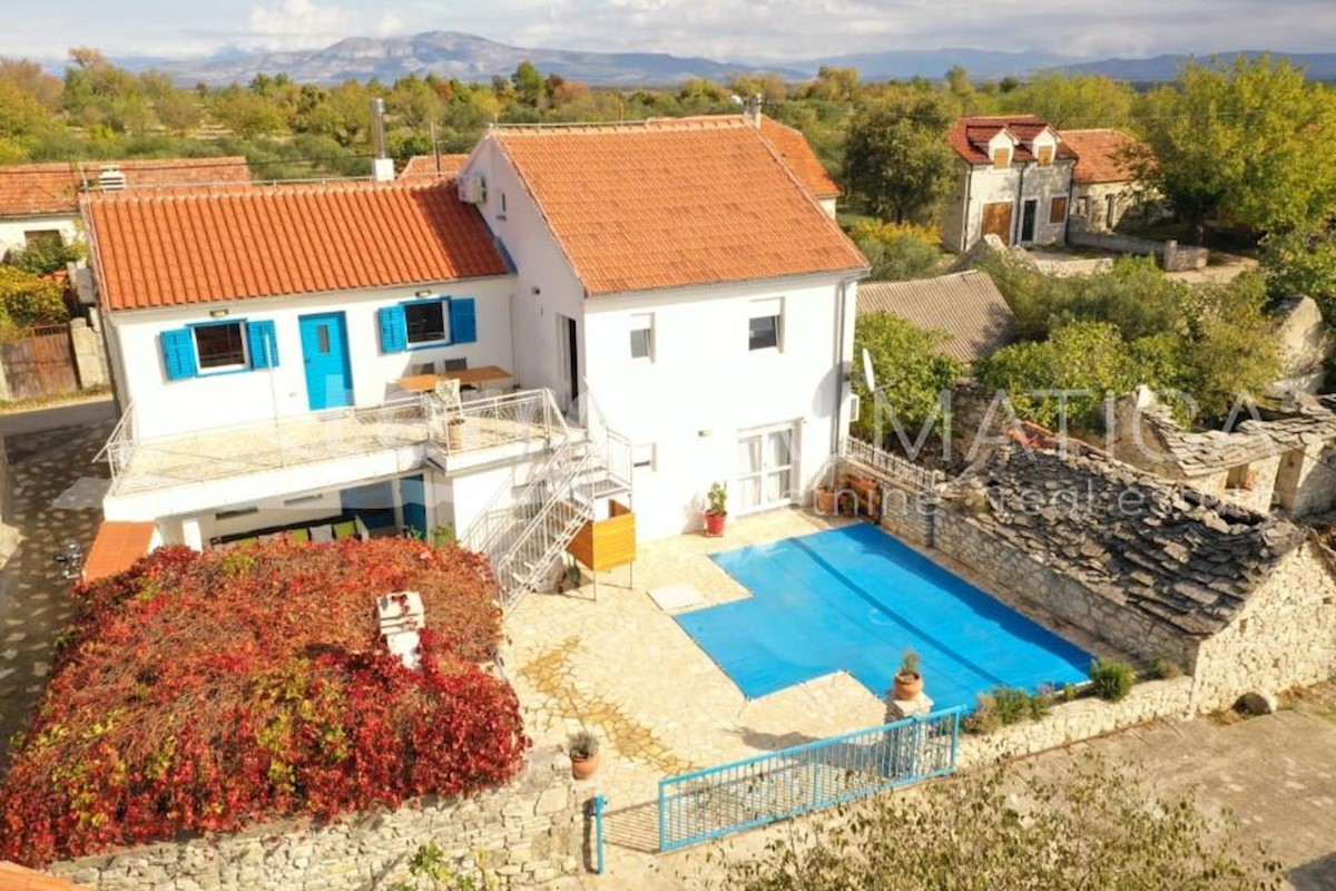 Casa In vendita SKRADIN