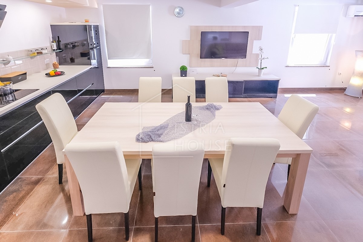 House For sale - ISTARSKA  SVETVINČENAT 