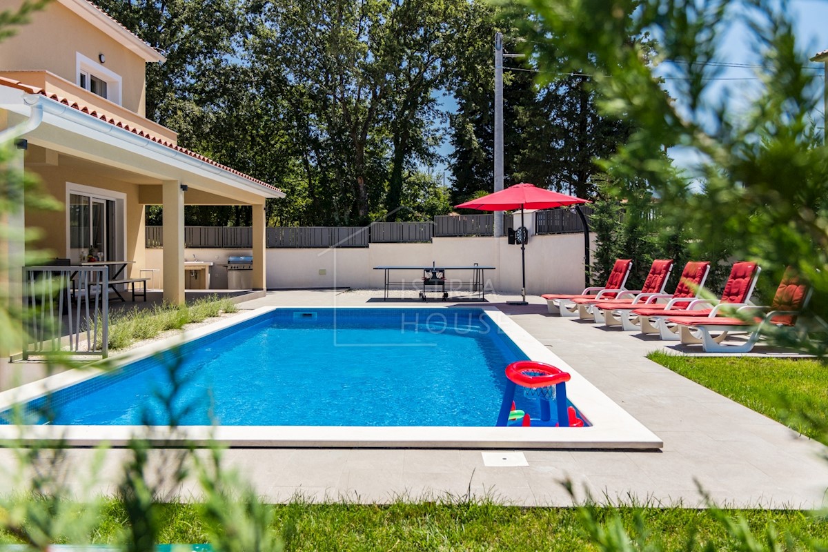 House For sale - ISTARSKA  SVETVINČENAT 