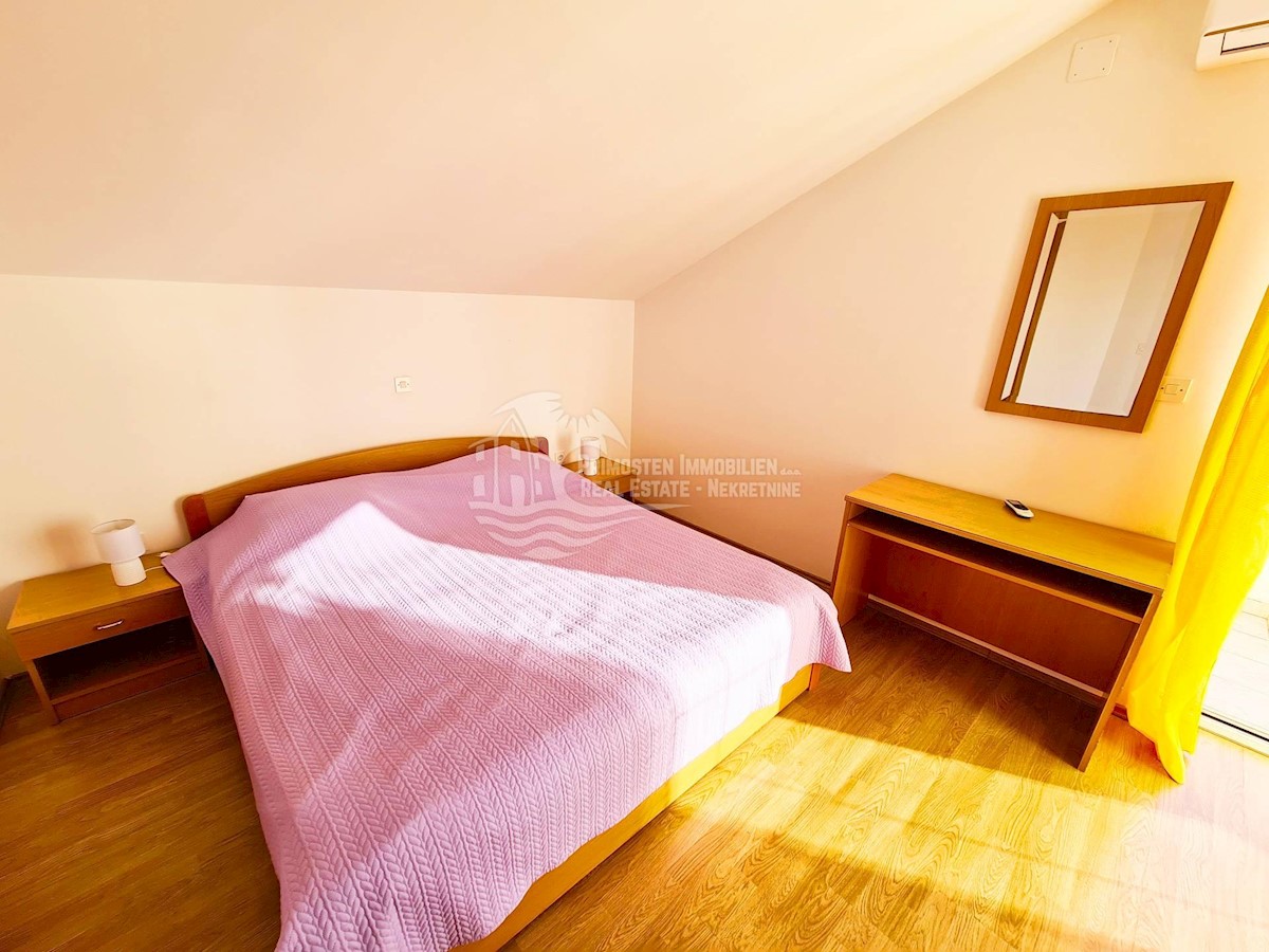 Apartment Zu verkaufen - ŠIBENSKO-KNINSKA  ROGOZNICA 