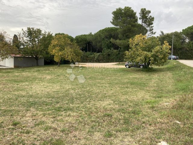 Pozemok na predaj 2604 m² – Novigrad