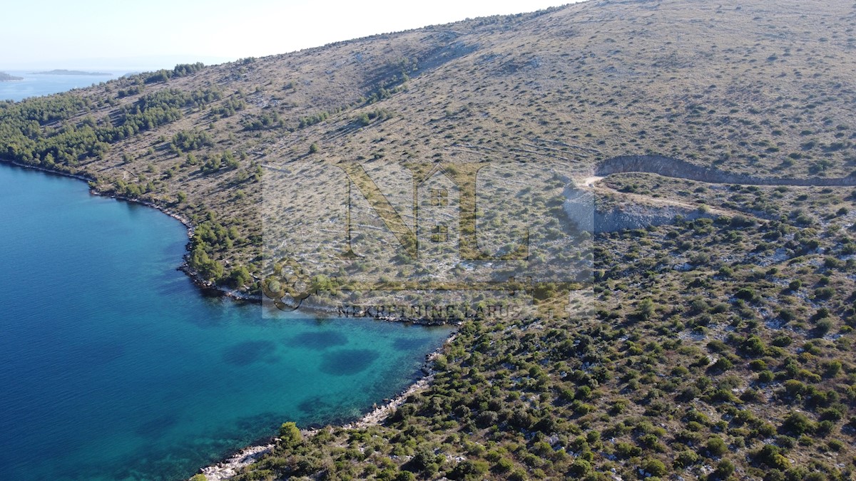 Land For sale - SPLITSKO-DALMATINSKA  MARINA 