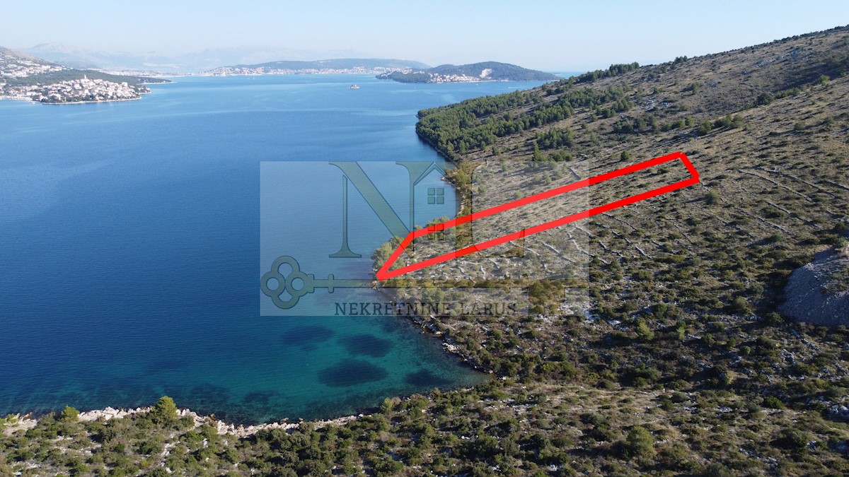 Land For sale - SPLITSKO-DALMATINSKA  MARINA 