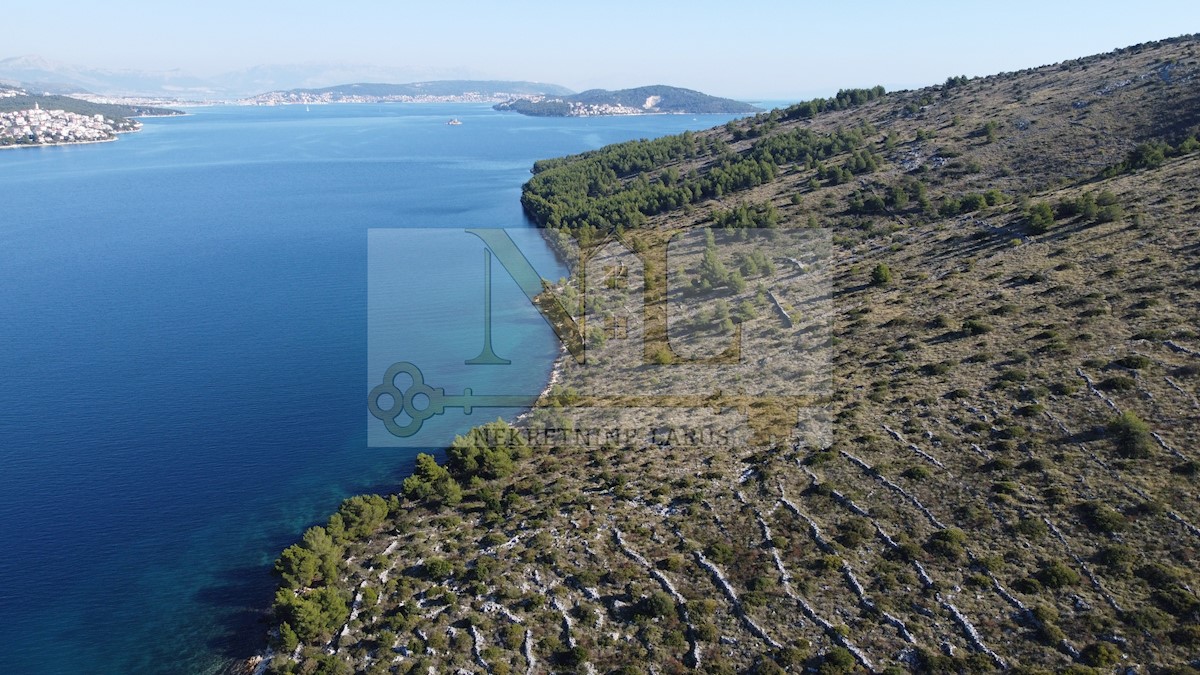 Land For sale - SPLITSKO-DALMATINSKA  MARINA 