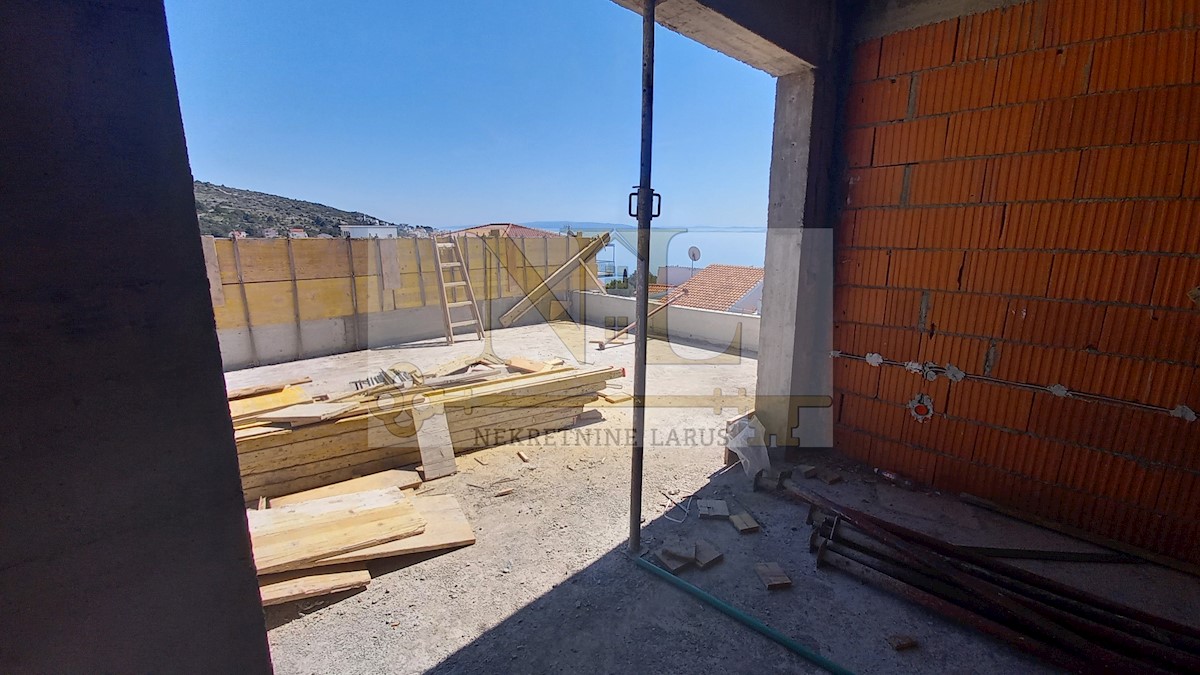 Appartement À vendre - SPLITSKO-DALMATINSKA  ČIOVO 