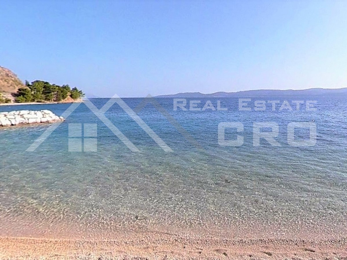 Land For sale OMIŠ