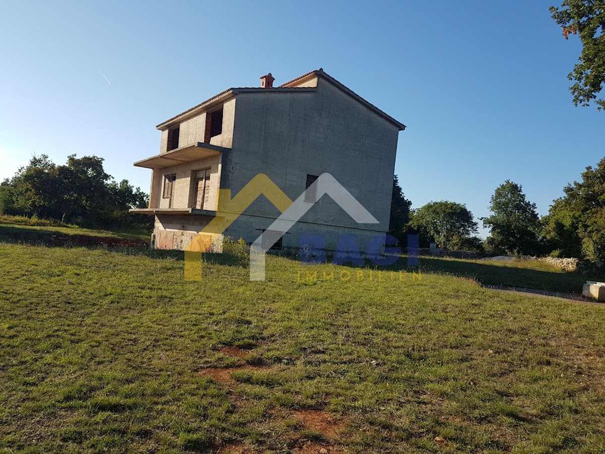 Land For sale - ISTARSKA  LIŽNJAN 