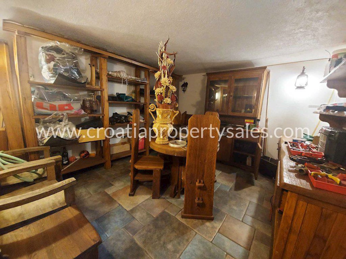 Flat For sale - SPLITSKO-DALMATINSKA  HVAR 