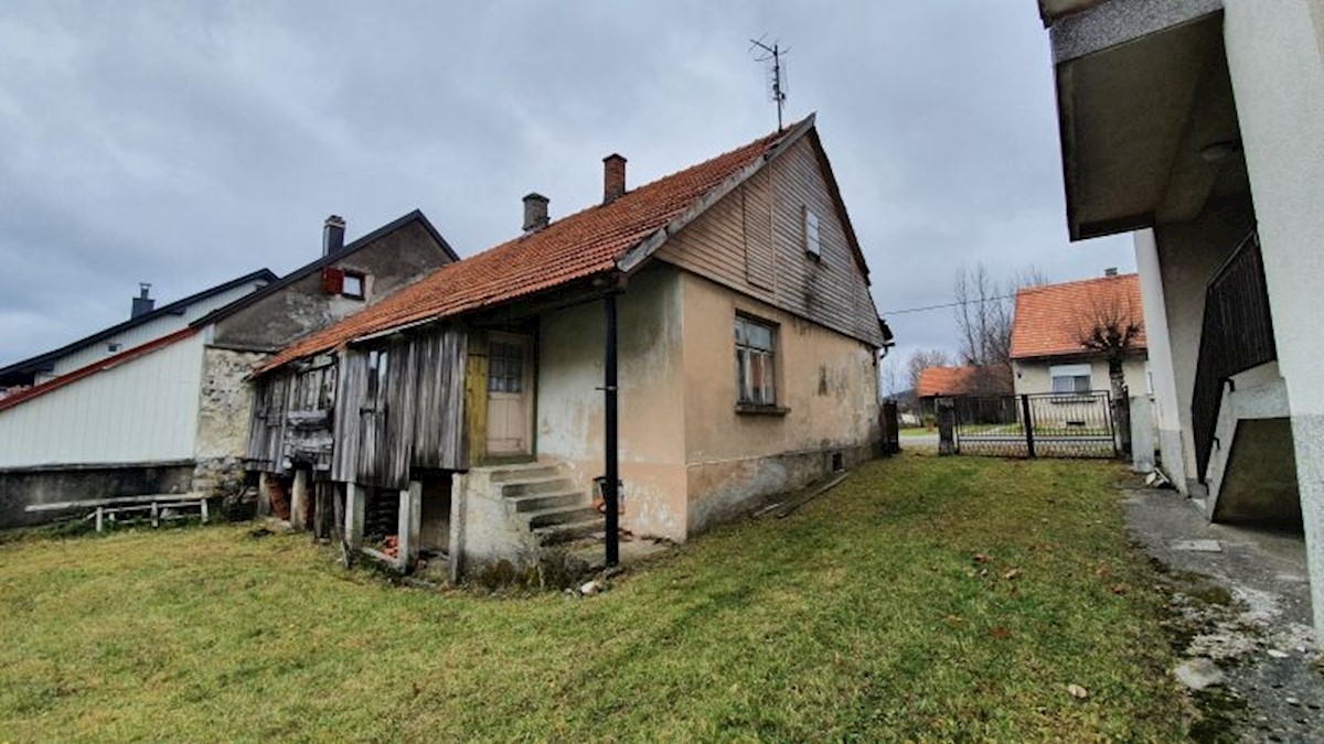 Haus Zu verkaufen - PRIMORSKO-GORANSKA  RAVNA GORA 