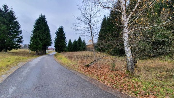 Działka Na sprzedaż RAVNA GORA
