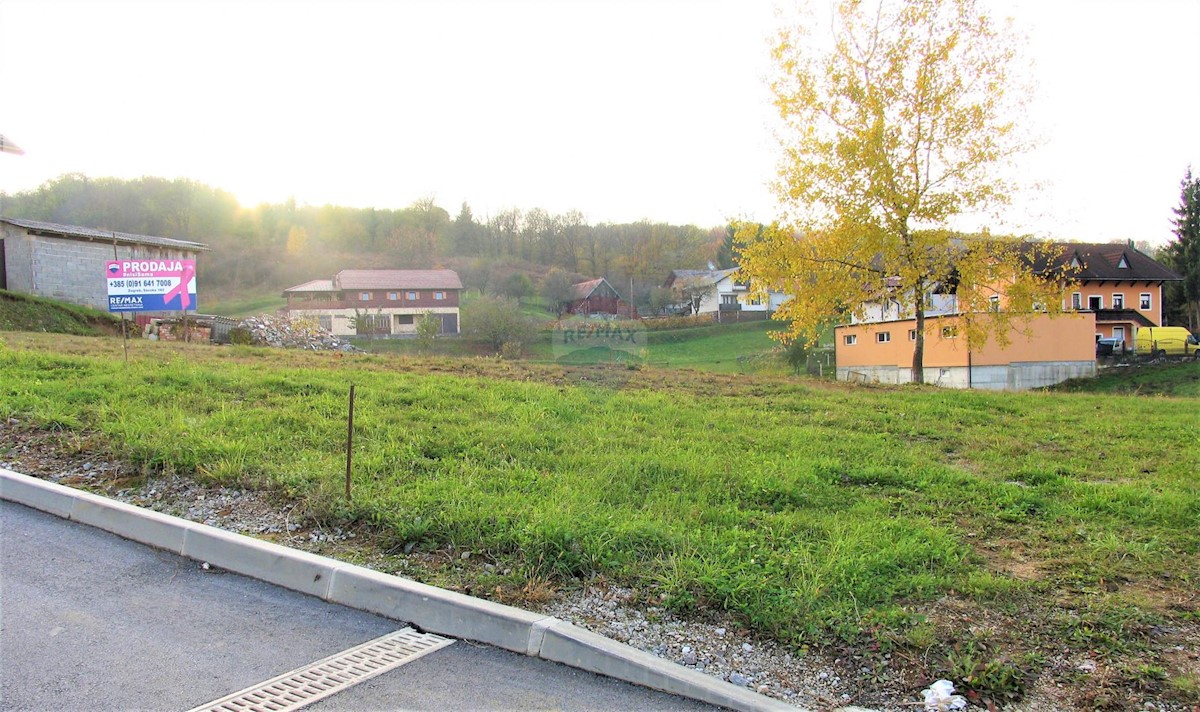 Land For sale - KARLOVAČKA  DUGA RESA 