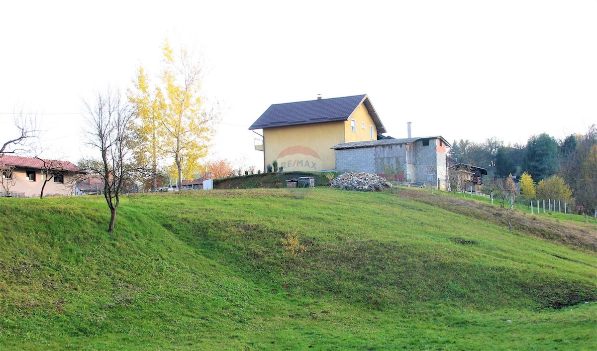 Terreno In vendita - KARLOVAČKA  DUGA RESA 